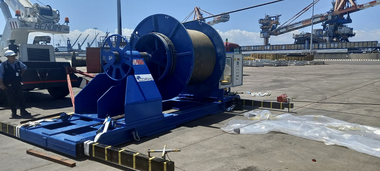 SPOOLING MACHINE